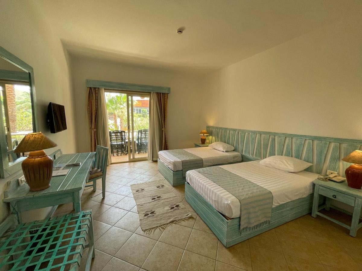 Blue Lagoon View Resort & Spa Marsa Alam Exterior foto