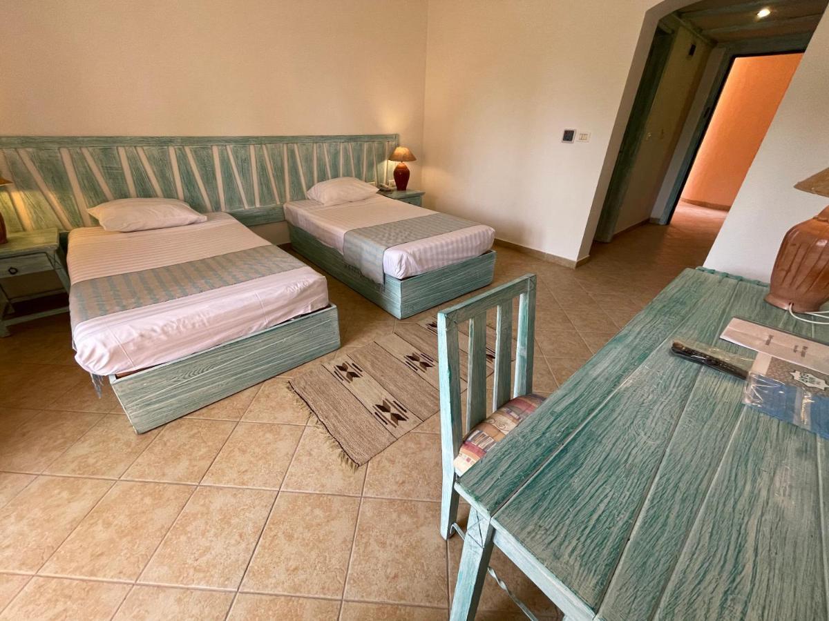 Blue Lagoon View Resort & Spa Marsa Alam Exterior foto