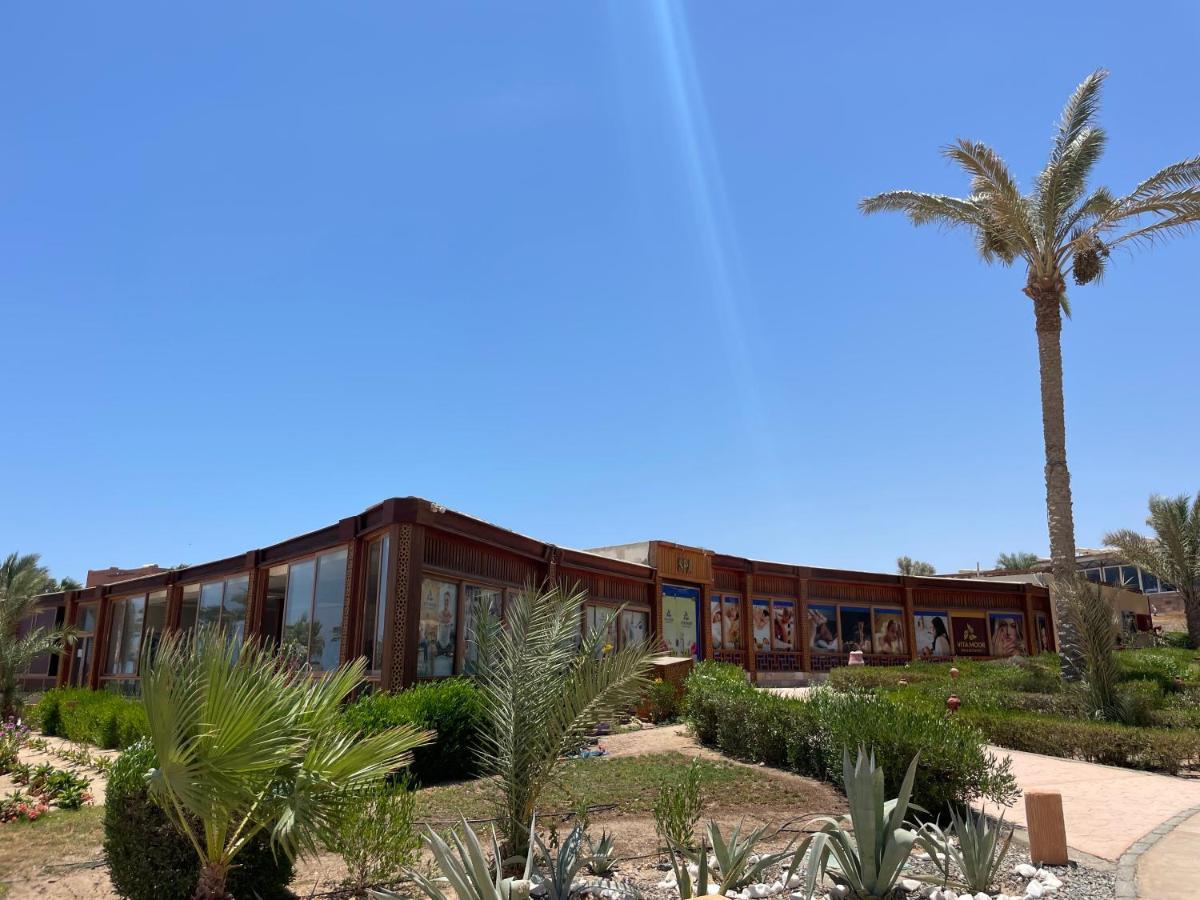 Blue Lagoon View Resort & Spa Marsa Alam Exterior foto